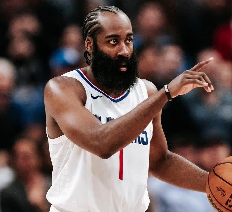 火箭战胜灰熊，哈登砍下32分