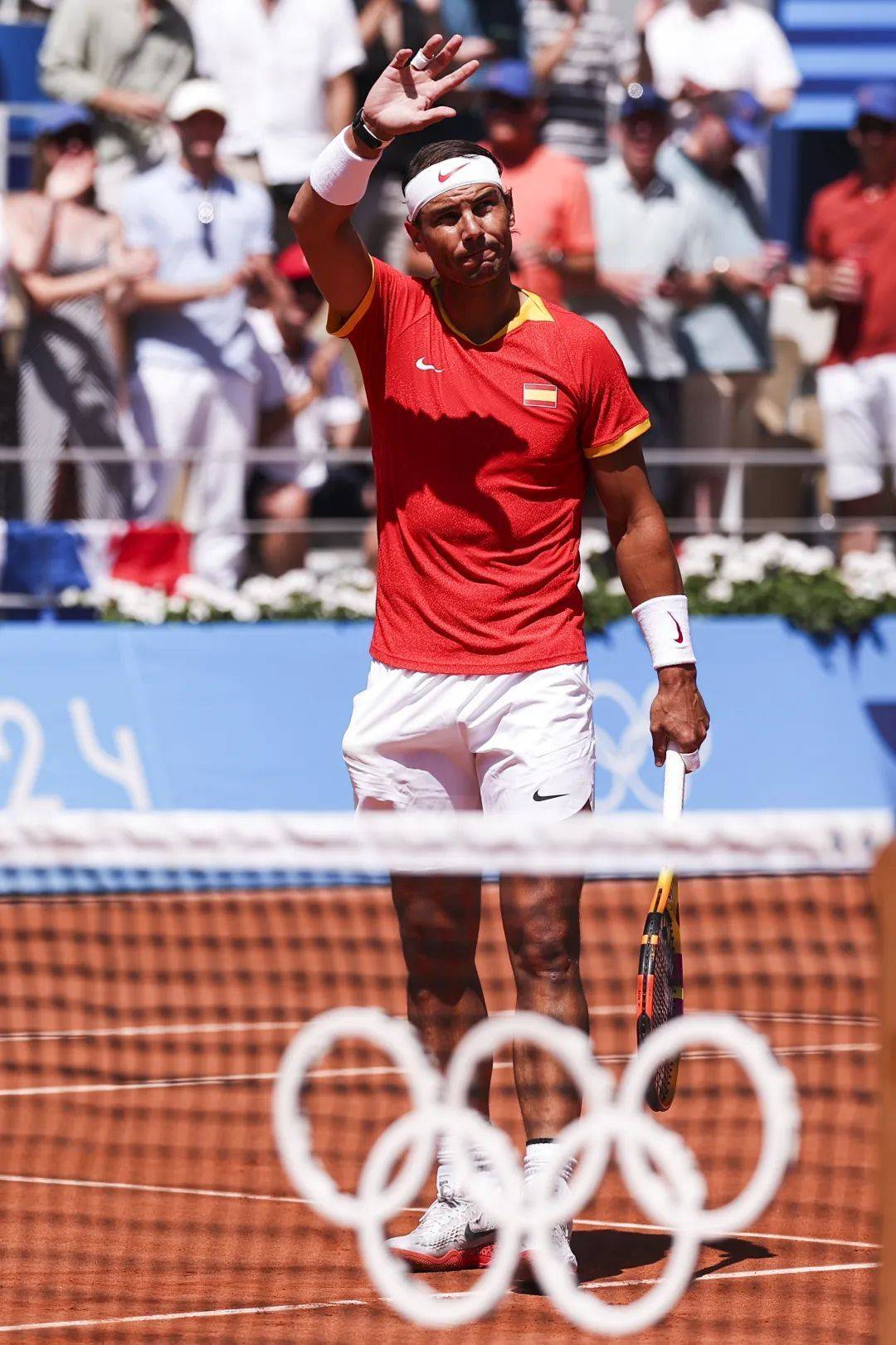 世界网球队鏖战意大利网球队，纳达尔送出助攻