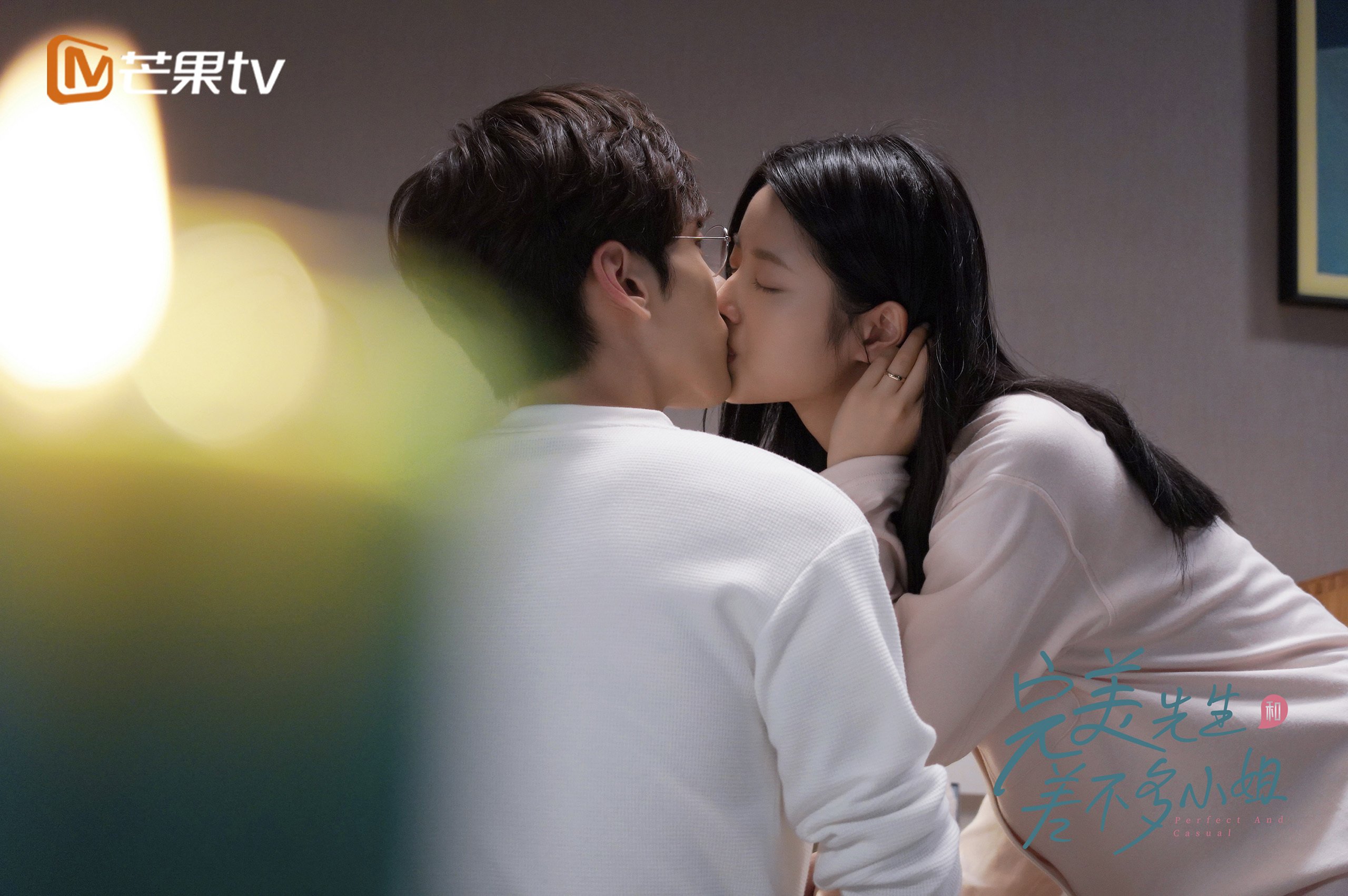 夜海孤灯，乔治如何用一颗子弹引爆沉默的船